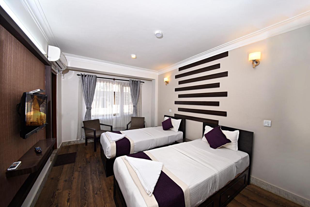 Hotel Livin Катманду Екстер'єр фото