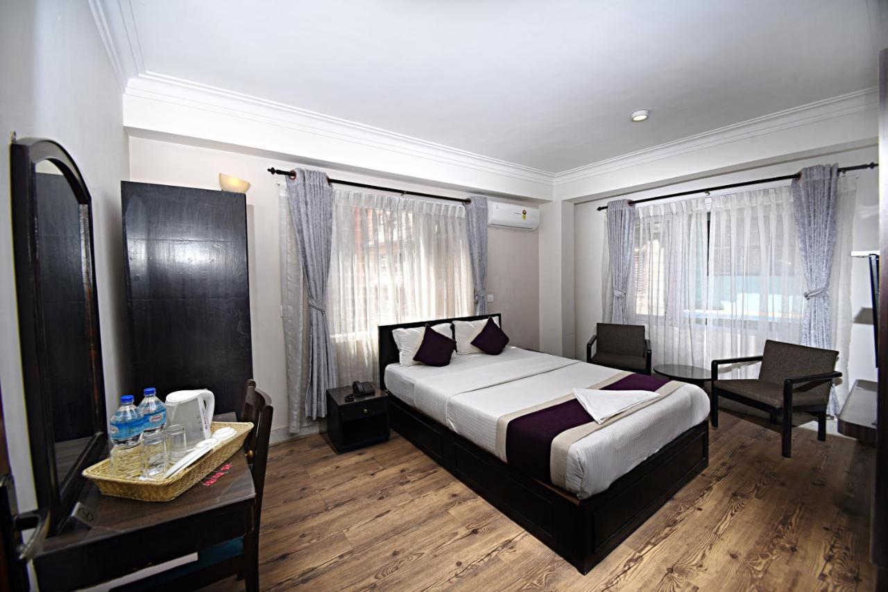 Hotel Livin Катманду Екстер'єр фото