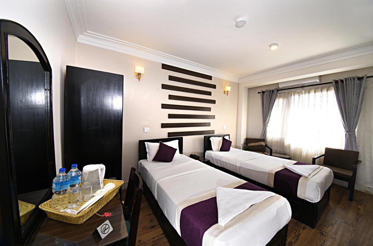 Hotel Livin Катманду Екстер'єр фото
