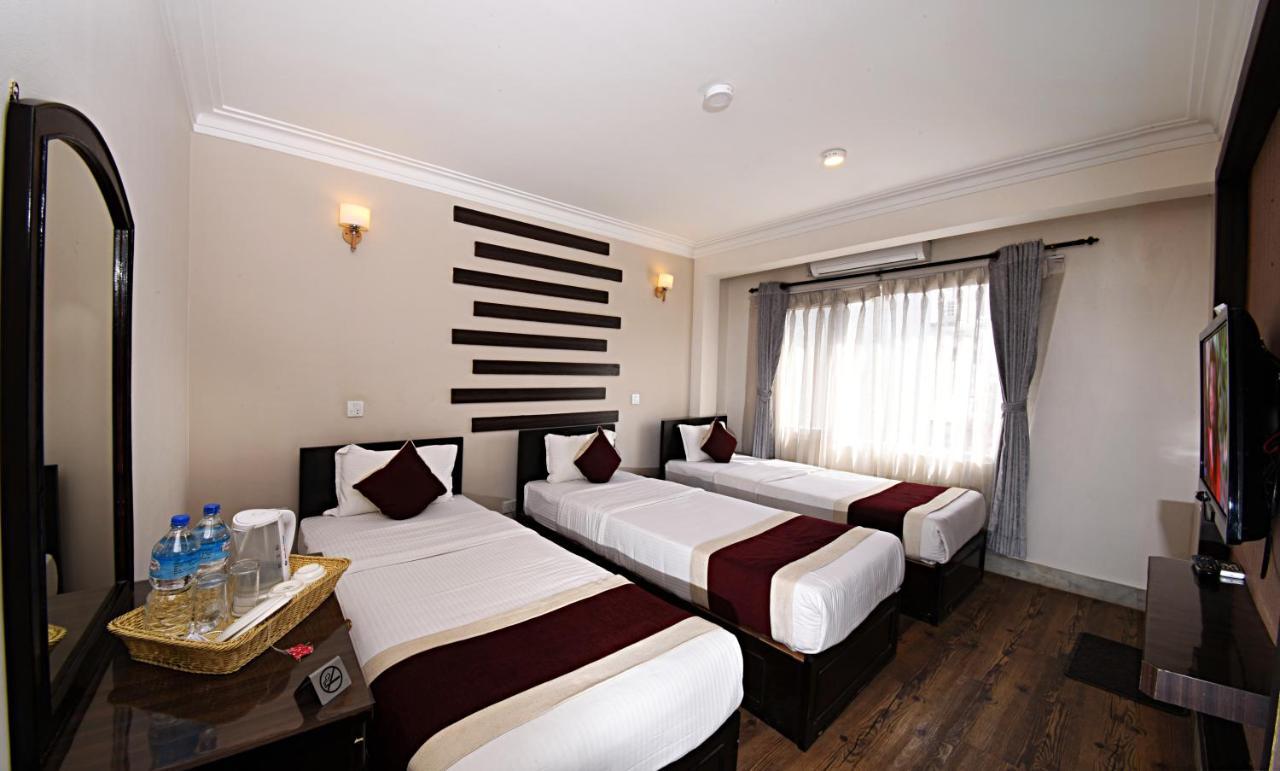 Hotel Livin Катманду Екстер'єр фото