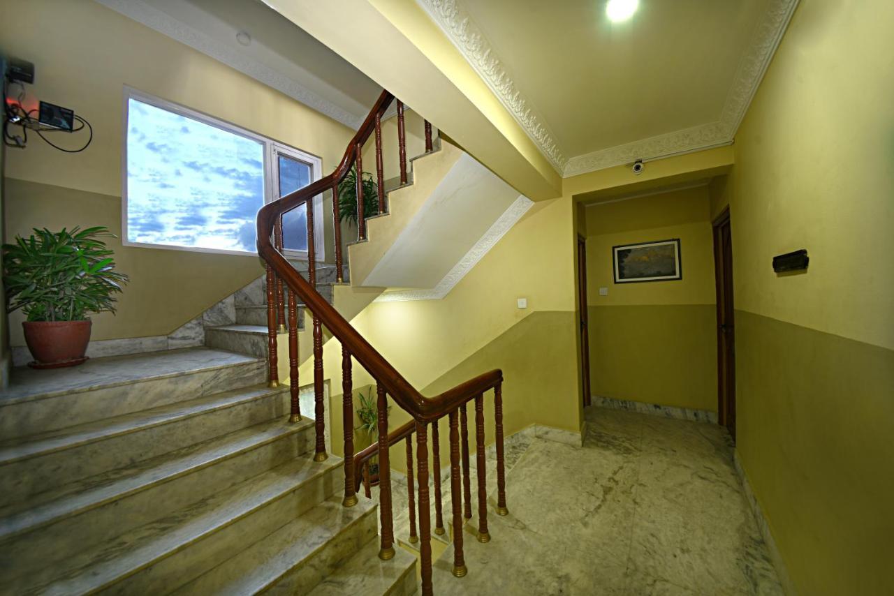 Hotel Livin Катманду Екстер'єр фото